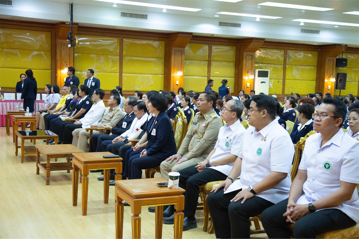 งานแนะนำโครงการคลินิกเคลื่อนที่เฉลิมพระเกียรติ 72 พรรษา ณ จังหวัดอุบลราชธานี